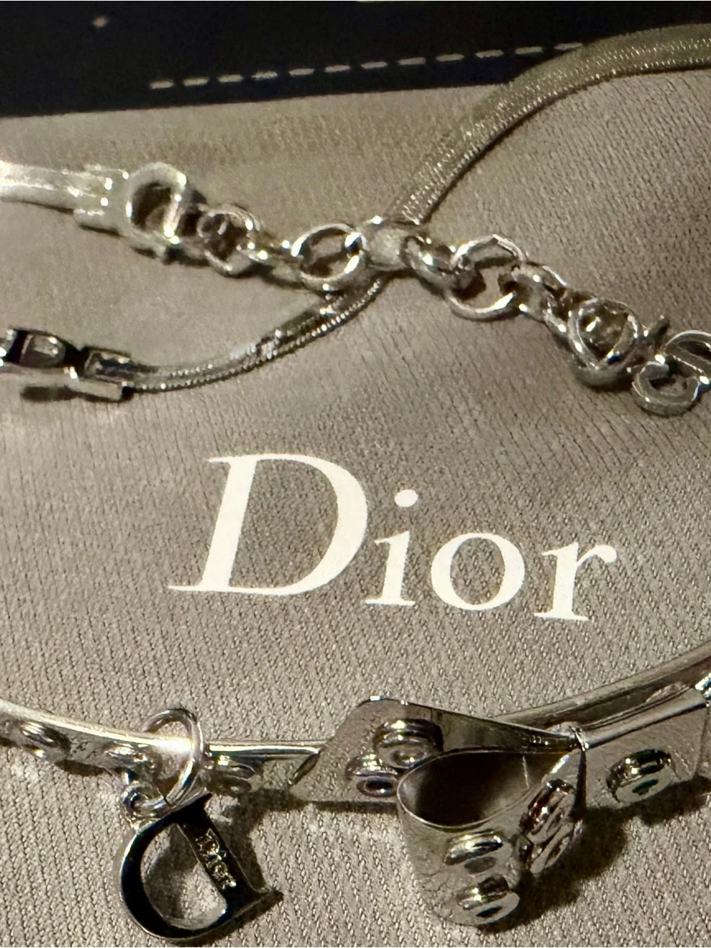 Rare Vintage Dior Gromet Silver Bow Choker Necklace